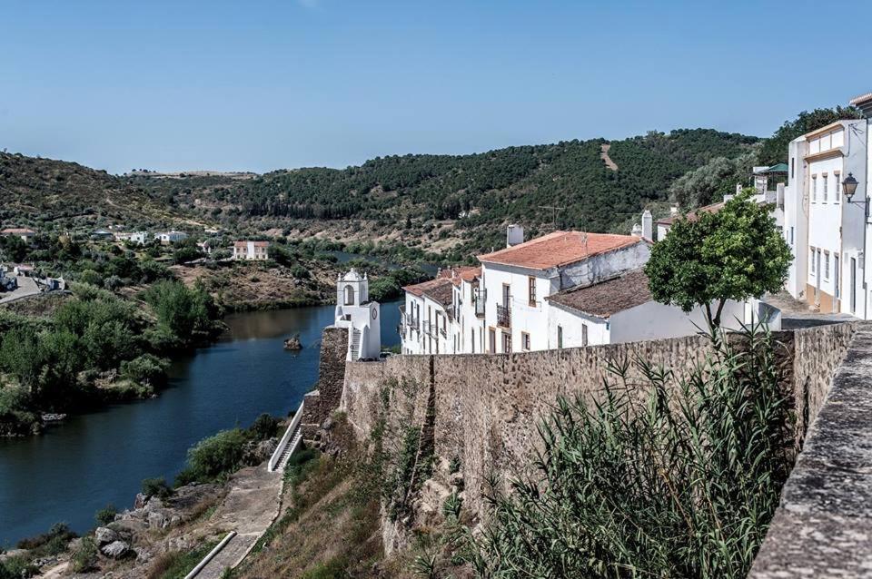 Casa Do Funil Guest House Mértola Екстериор снимка